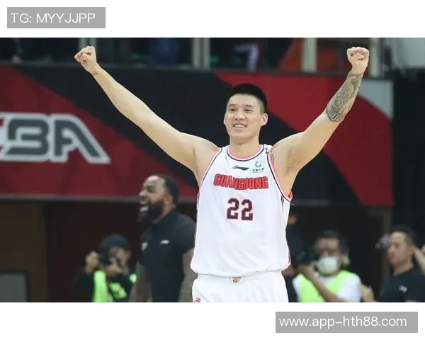 攻防兼备!34号秀卡尔克布伦纳首发26分钟高效表现斩获12分6板2帽 攻防兼备!34号秀卡尔克布伦纳首发26分钟高效表现斩获12分6板2帽